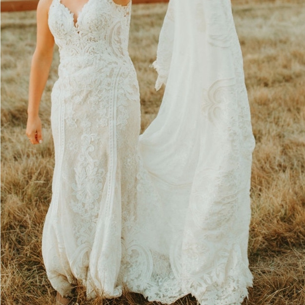 Martina Liana 905 wedding dress with custom low back